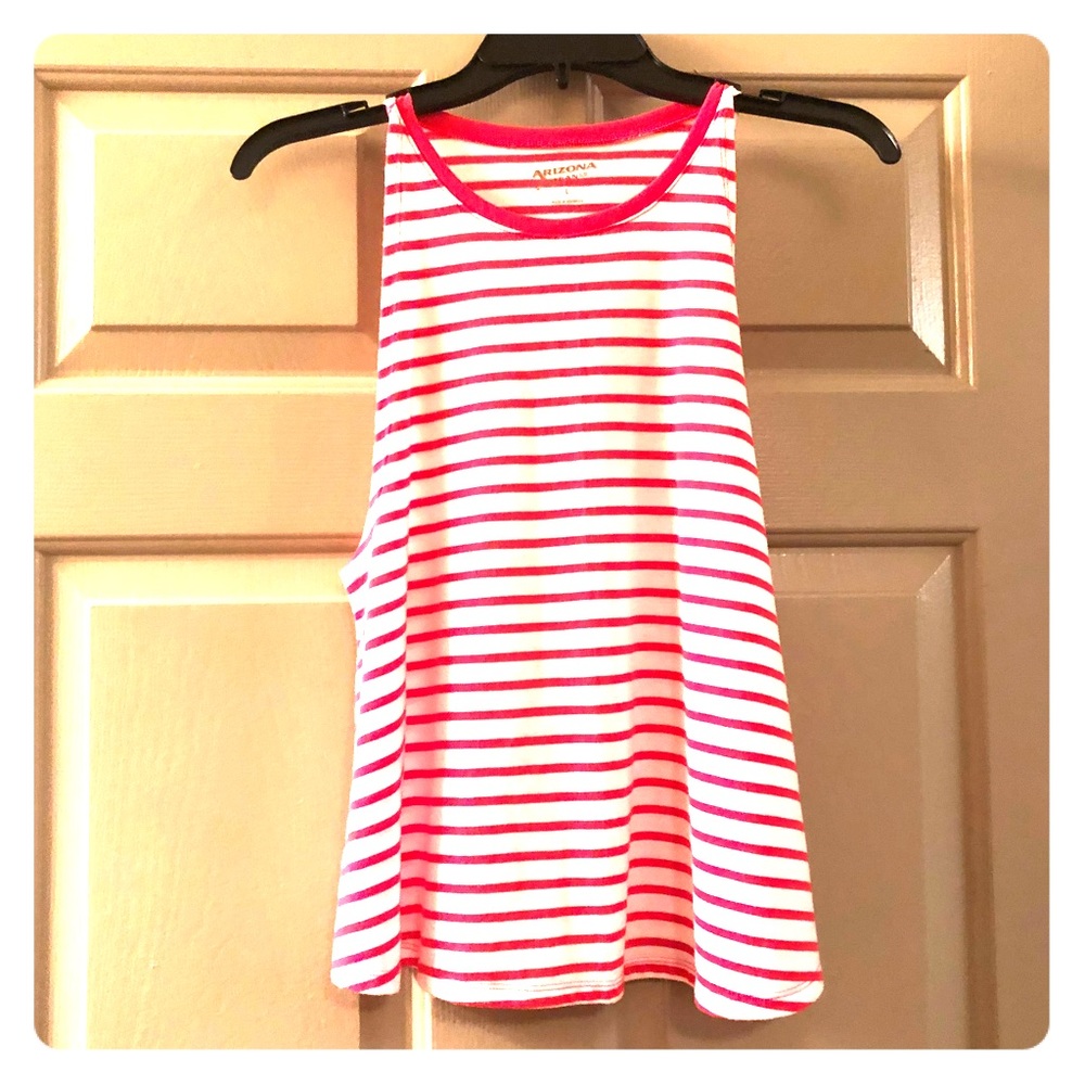 💟 Red and white stripped swing tank